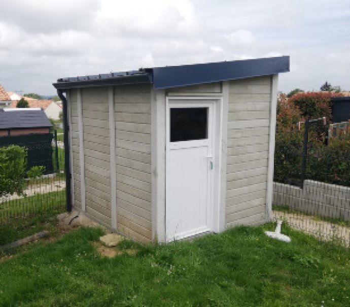 Abri de jardin en béton aspect bois 1 pente